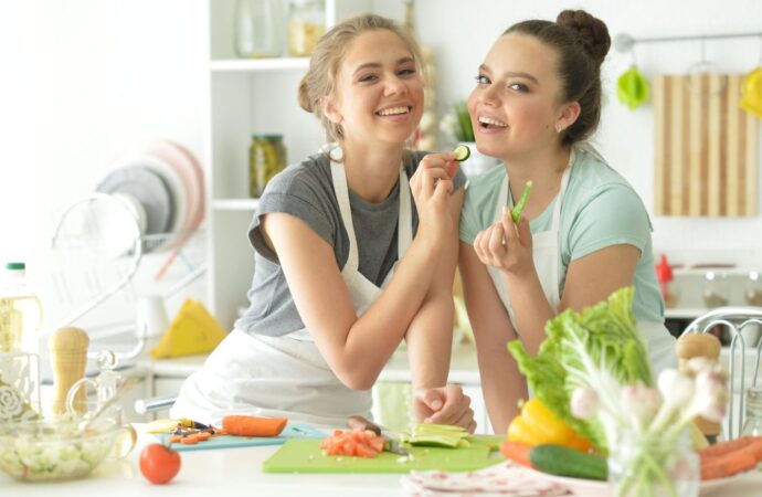 Wegetarianizm i weganizm – jak zbilansować dietę, by była zdrowa, bezpieczna i smaczna? Porady ekspertki