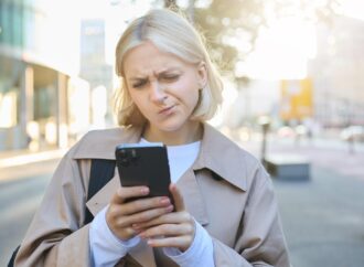 Jak przestać porównywać się w social mediach i odzyskać spokój? Da się!