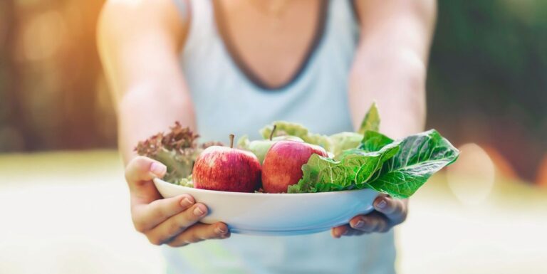 Trzy proste zmiany w diecie na zdrowe tętnice. Sprawdzone porady dietetyka