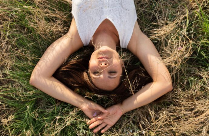 Powrót do równowagi po trudnym okresie. Jak odzyskać wewnętrzny spokój i energię?