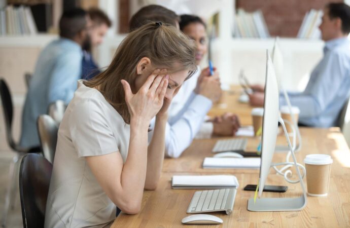 Nie sięgaj po tabletki: naturalne sposoby na ból głowy, pleców, brzucha i stawów