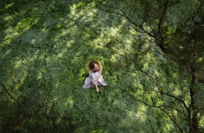 Lasoterapia: jak kontakt z naturą redukuje stres, wzmacnia odporność i przywraca równowagę życiową